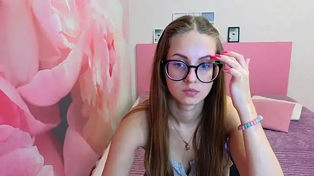 AliceAdams online show from January 27, 11:32 am