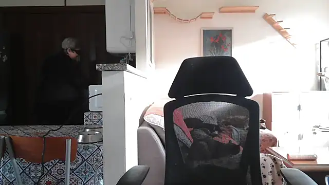 Snapshot of simona60 chatting on February 7, 2:15 pm simona60 online show from February 7, 2:15 pm