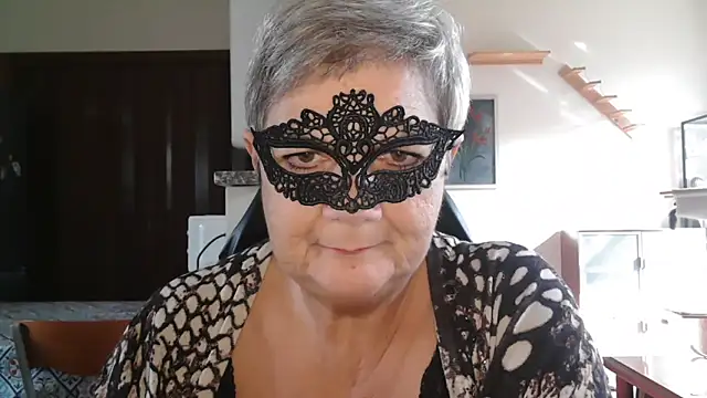 Snapshot of simona60 chatting on October 3, 1:19 pm simona60 online show from October 3, 1:19 pm