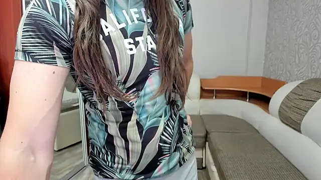 Marrymepls online show from October 8, 7:39 am