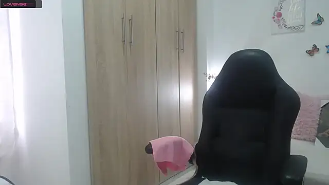 BustyMilf  online show from February 21, 11:55 am