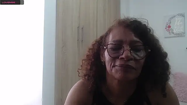 BustyMilf  online show from February 21, 6:04 pm