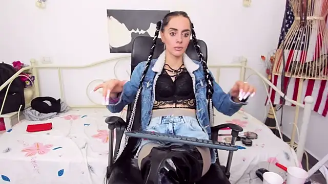 jessystarr online show from February 14, 9:53 pm