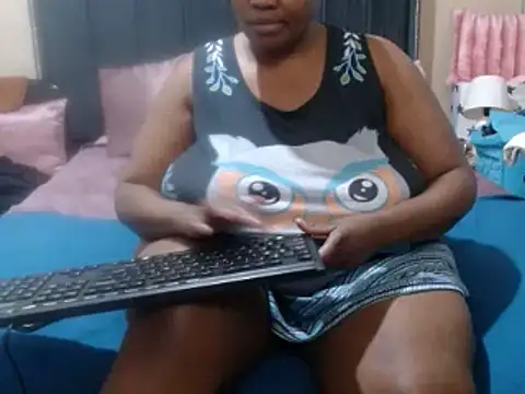 Snapshot of BUSTYDEE chatting on January 27, 8:39 pm BUSTYDEE online show from January 27, 8:39 pm