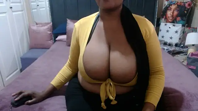 Snapshot of BUSTYDEE chatting on October 21, 6:58 am BUSTYDEE online show from October 21, 6:58 am