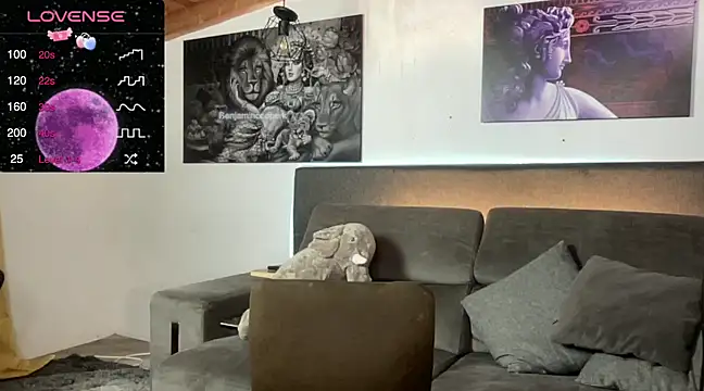 Snapshot of BenjaminCooperk chatting on March 17, 9:55 pm BenjaminCooperk online show from March 17, 9:55 pm