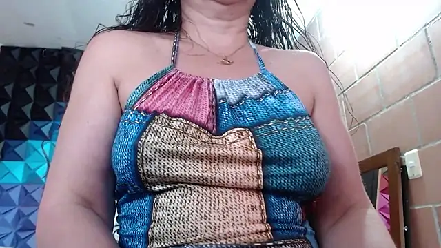 katifoxx online show from February 24, 7:09 pm