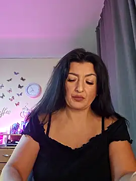 Snapshot of Hotangel75 chatting on October 25, 5:40 pm Hotangel75 online show from October 25, 5:40 pm