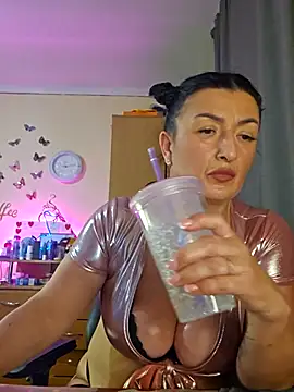 Snapshot of Hotangel75 chatting on December 13, 7:53 pm Hotangel75 online show from December 13, 7:53 pm