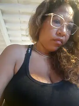 Snapshot of mila38 chatting on September 21, 6:31 pm mila38 online show from September 21, 6:31 pm