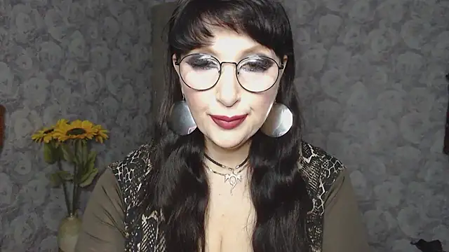 Aziza1 online show from February 28, 9:01 pm