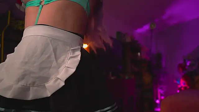 Snapshot of ambarEvans chatting on February 2, 11:21 pm ambarEvans online show from February 2, 11:21 pm