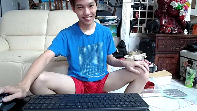 andrewooi online show from March 5, 9:04 pm