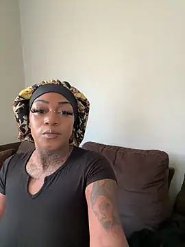 Snapshot of Creamesensation chatting on January 13, 3:26 pm Creamesensation online show from January 13, 3:26 pm