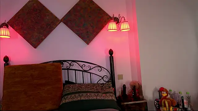 einneuesleben online show from February 11, 12:37 pm