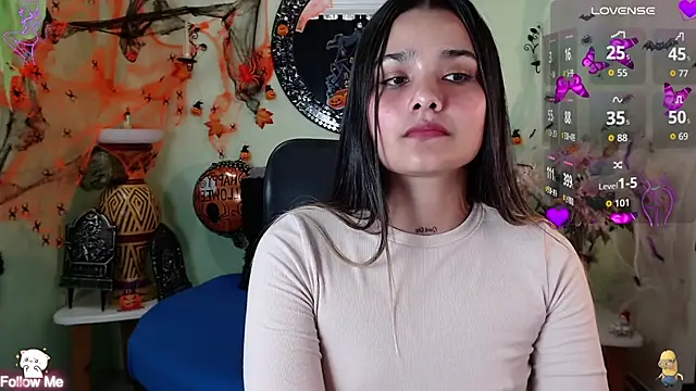 DestinyHills online show from October 28, 11:58 am