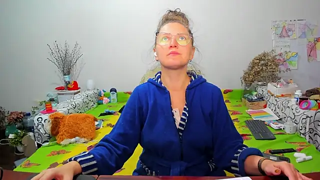 IamYourNarcotic online show from December 7, 2:02 pm