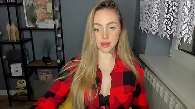 sexyCoralie online show from January 4, 11:11 am