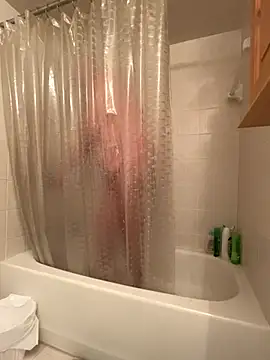 Snapshot of bigpru chatting on December 1, 5:57 pm bigpru online show from December 1, 5:57 pm