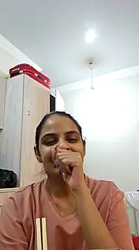 Snapshot of DirtySnowball69 chatting on December 23, 7:52 pm DirtySnowball69 online show from December 23, 7:52 pm