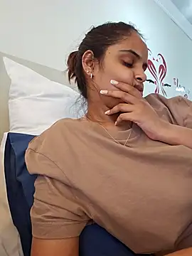 Snapshot of DirtySnowball69 chatting on December 30, 1:25 pm DirtySnowball69 online show from December 30, 1:25 pm