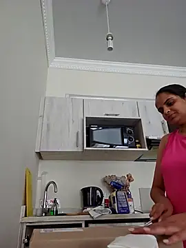 Snapshot of DirtySnowball69 chatting on January 9, 9:16 am DirtySnowball69 online show from January 9, 9:16 am