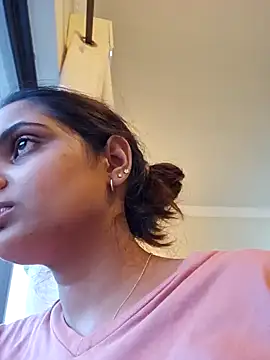 Snapshot of DirtySnowball69 chatting on February 12, 4:33 pm DirtySnowball69 online show from February 12, 4:33 pm