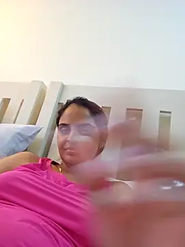 Snapshot of DirtySnowball69 chatting on February 23, 3:29 pm DirtySnowball69 online show from February 23, 3:29 pm