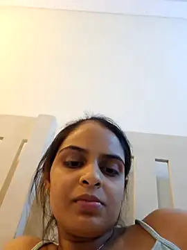 Snapshot of DirtySnowball69 chatting on February 26, 7:38 pm DirtySnowball69 online show from February 26, 7:38 pm