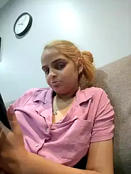 Snapshot of DirtySnowball69 chatting on September 21, 7:15 pm DirtySnowball69 online show from September 21, 7:15 pm