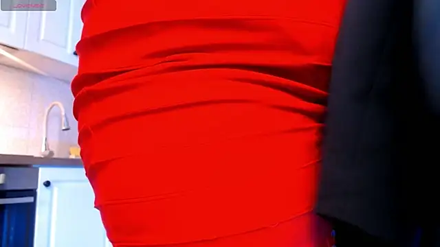 Snapshot of HotTiffani chatting on February 14, 8:52 am HotTiffani online show from February 14, 8:52 am