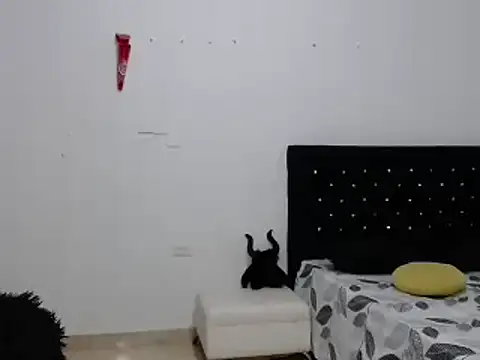 Snapshot of venuz_mendoza20 chatting on February 24, 1:57 am venuz mendoza20 online show from February 24, 1:57 am