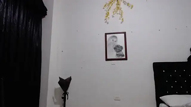 Snapshot of venuz_mendoza20 chatting on September 25, 2:21 pm venuz mendoza20 online show from September 25, 2:21 pm