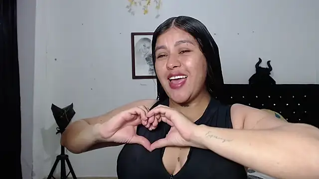 Snapshot of venuz_mendoza20 chatting on November 5, 1:33 pm venuz mendoza20 online show from November 5, 1:33 pm