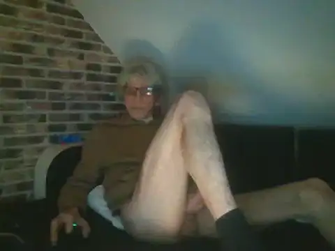 Snapshot of InMeinenMund chatting on January 27, 9:55 pm InMeinenMund online show from January 27, 9:55 pm