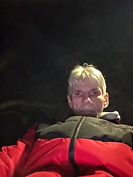 Snapshot of InMeinenMund chatting on October 7, 7:44 pm InMeinenMund online show from October 7, 7:44 pm