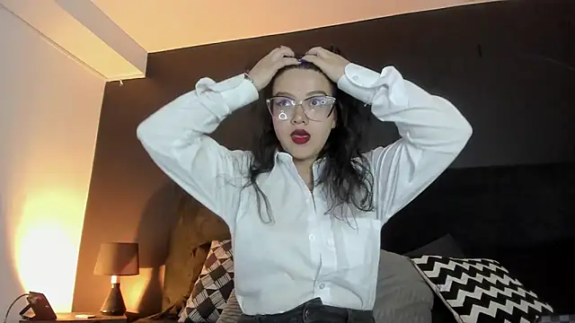  Jade 16 online show from March 5, 2:56 pm