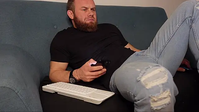 Tommy Burnz online show from January 25, 5:40 am