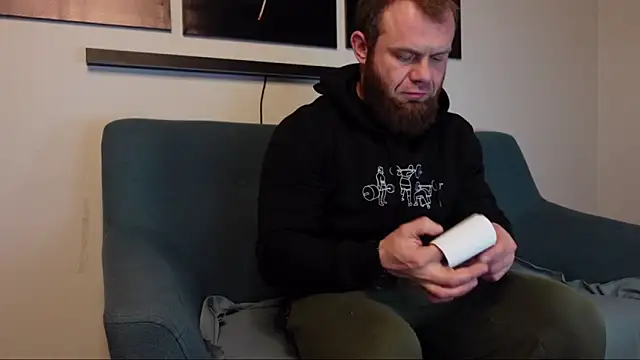 Tommy Burnz online show from February 10, 2:52 am