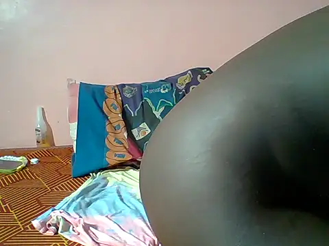 sluutygirl online show from December 16, 11:21 pm