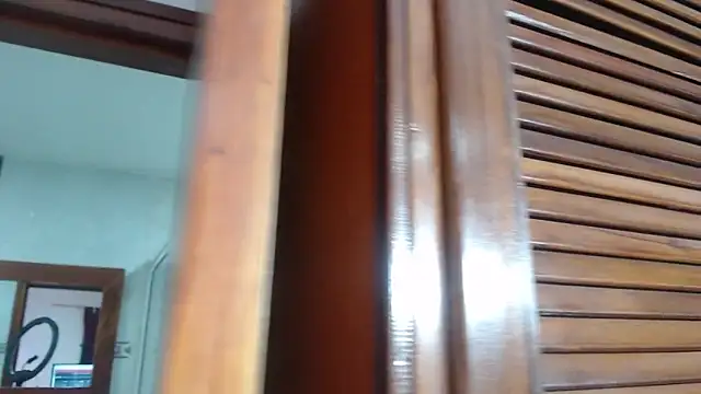 mijal queen online show from February 6, 8:29 am