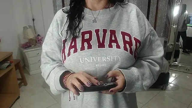 mijal queen online show from February 15, 2:47 am