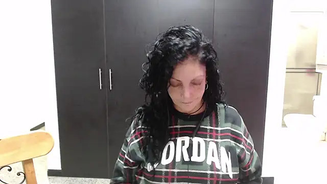 mijal queen online show from October 17, 3:10 am