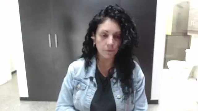 mijal queen online show from November 21, 2:54 am