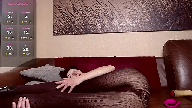 Snapshot of ElizabethLong chatting on September 13, 4:18 pm ElizabethLong online show from September 13, 4:18 pm