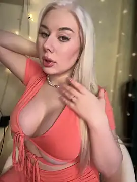 LaraHollywood online show from February 1, 2:37 am