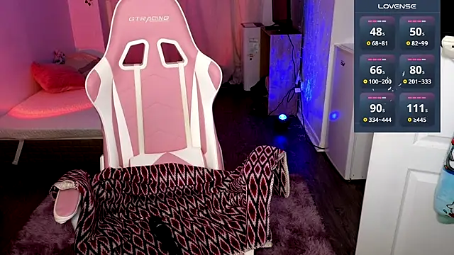 queenxlexy online show from December 24, 7:44 pm