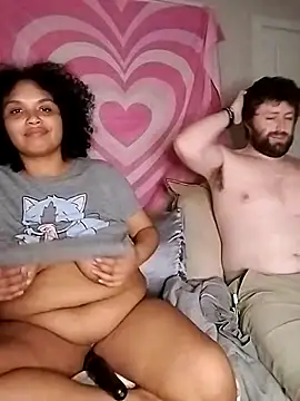 Snapshot of TasteeKitty chatting on March 23, 4:27 am TasteeKitty online show from March 23, 4:27 am