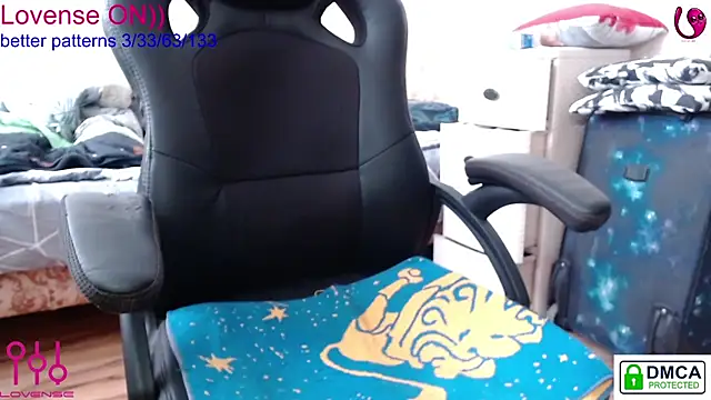 sweet cute cat online show from March 4, 6:58 am