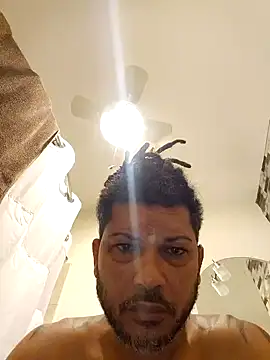 tropikboy online show from March 17, 9:55 am